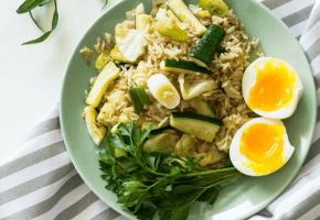 Healthy Japanese Fried Rise with Aspargus recipe image.